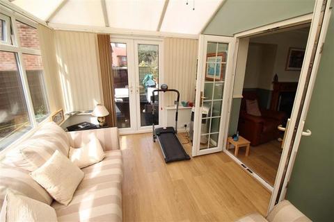 1 Denville Crescent, Manchester, M22 5EW