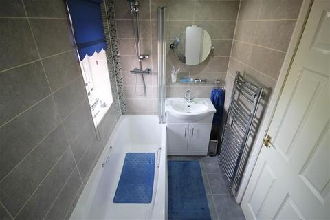 1 Denville Crescent, Manchester, M22 5EW