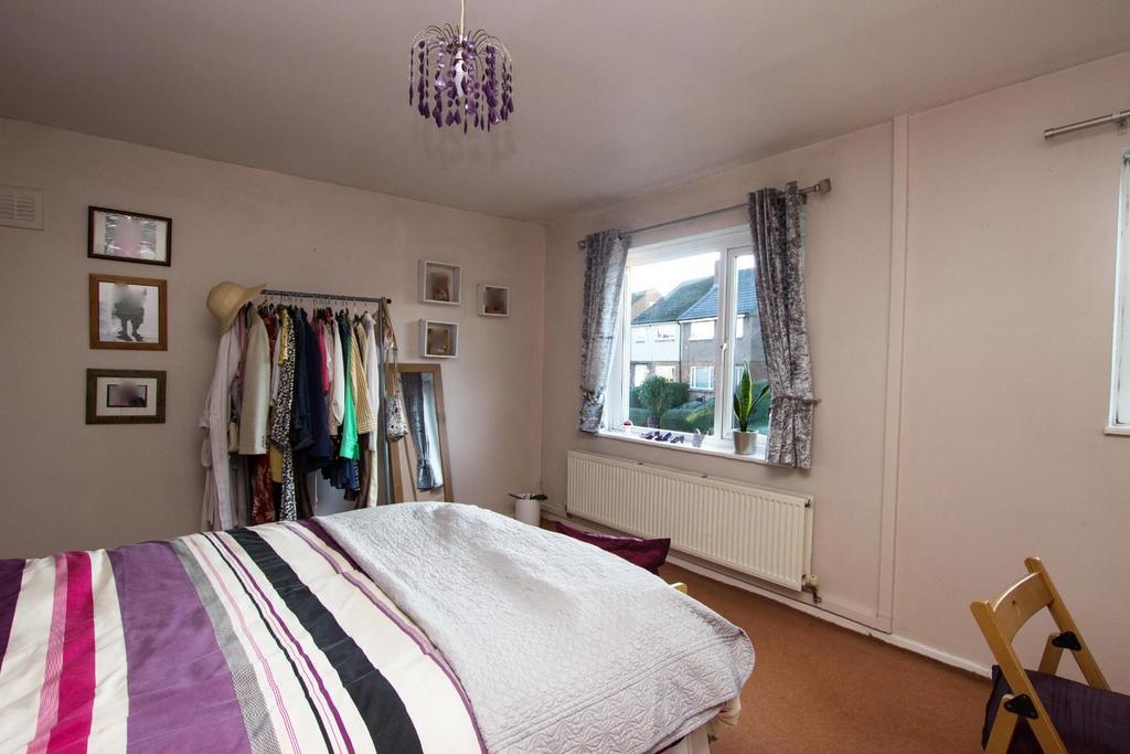 BEDROOM.jpg