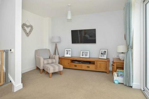2 bedroom semi-detached house to rent, Saddleback Close, Ogwell
