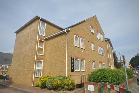 2 bedroom apartment to rent - Wrotham Road Gravesend DA11