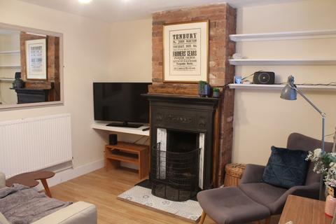 4 bedroom terraced house to rent - Cross Street, Tenbury Wells, WR15