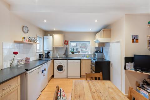 1 bedroom apartment to rent, Daphne Street, London, SW18