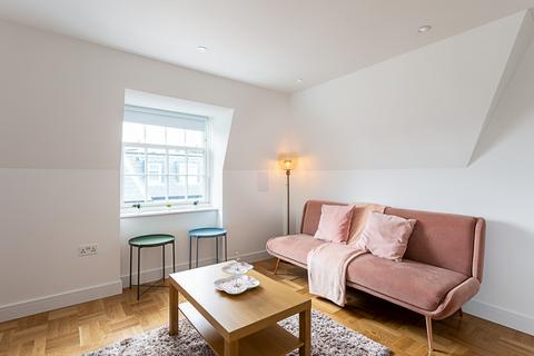 1 bedroom flat to rent,  Peacock Court, Lisgar Terrace,, London W14