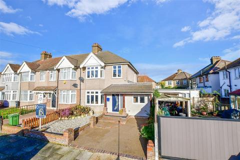 2 Anstead Drive, Rainham, RM13 7QS