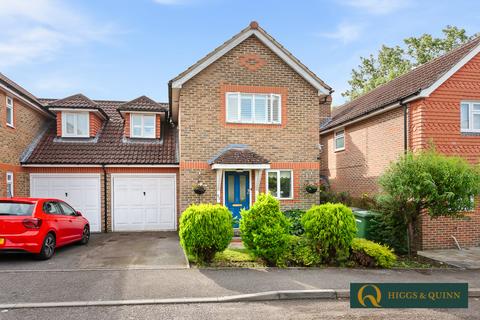 53 Primrose Walk, Ewell, Epsom, KT17 2EZ