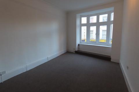 2 bedroom flat to rent - High Street, Ilfracombe, EX34