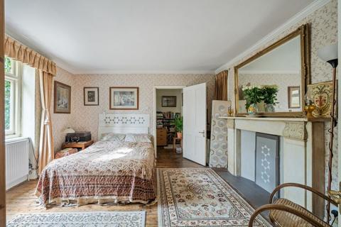 2 bedroom flat for sale, Sunningdale Gardens, Kensington, London, W8