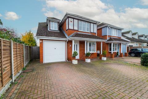 4 bedroom detached house for sale, Mornington Avenue, Rochford, SS4