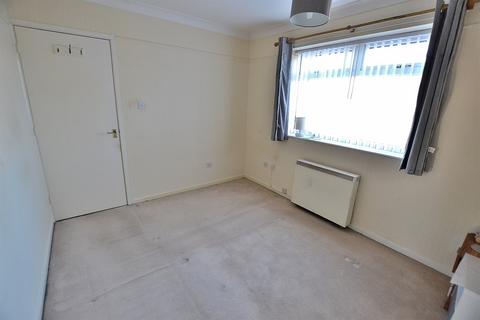 1 bedroom terraced house to rent, Consort Drive, Wednesbury