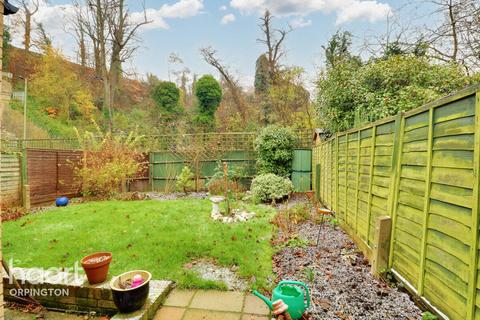 32 Stapleton Road, Orpington, BR6 9TN