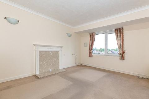 2 bedroom apartment for sale, Rosemary Lane, HORLEY, Surrey, RH6