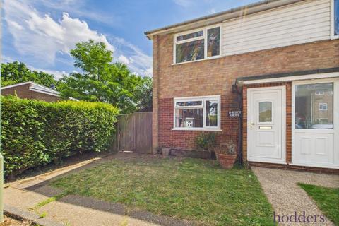 10 Beech Grove, Addlestone, KT15 1QQ