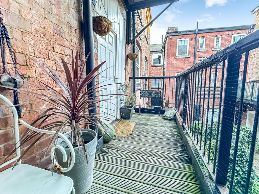Entrance Balcony