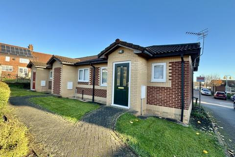 2 bedroom bungalow to rent, Royal Court, Hoyland, Barnsley, S74