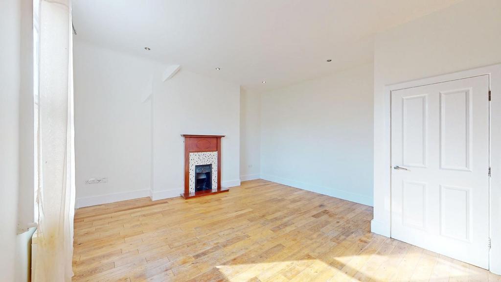 Orchard Lane, Leigh, WN7 2 bed apartment for sale £115,000