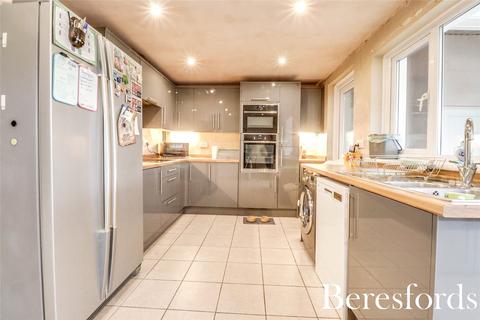 25 Orton Close, Margaretting, Ingatestone, CM4 9JN