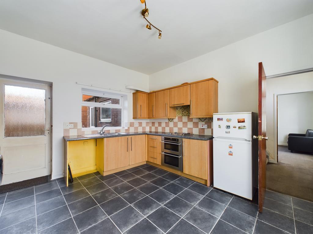 Fusehill Street, Carlisle, CA1 2 bed end of terrace house £550 pcm (£