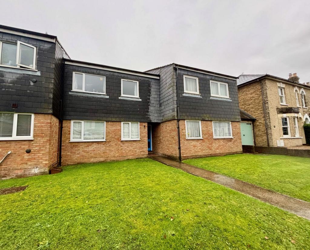 Grange Court Grange Road, Egham... 2 bed apartment for sale £264,950