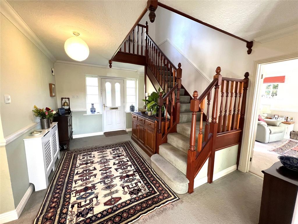 Milldown Road, Blandford Forum, Dorset, DT11 4 bed detached house for