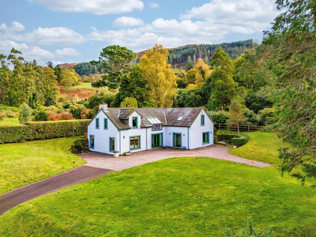 Appin, Argyll, PA38 3 bed detached house for sale £475,000