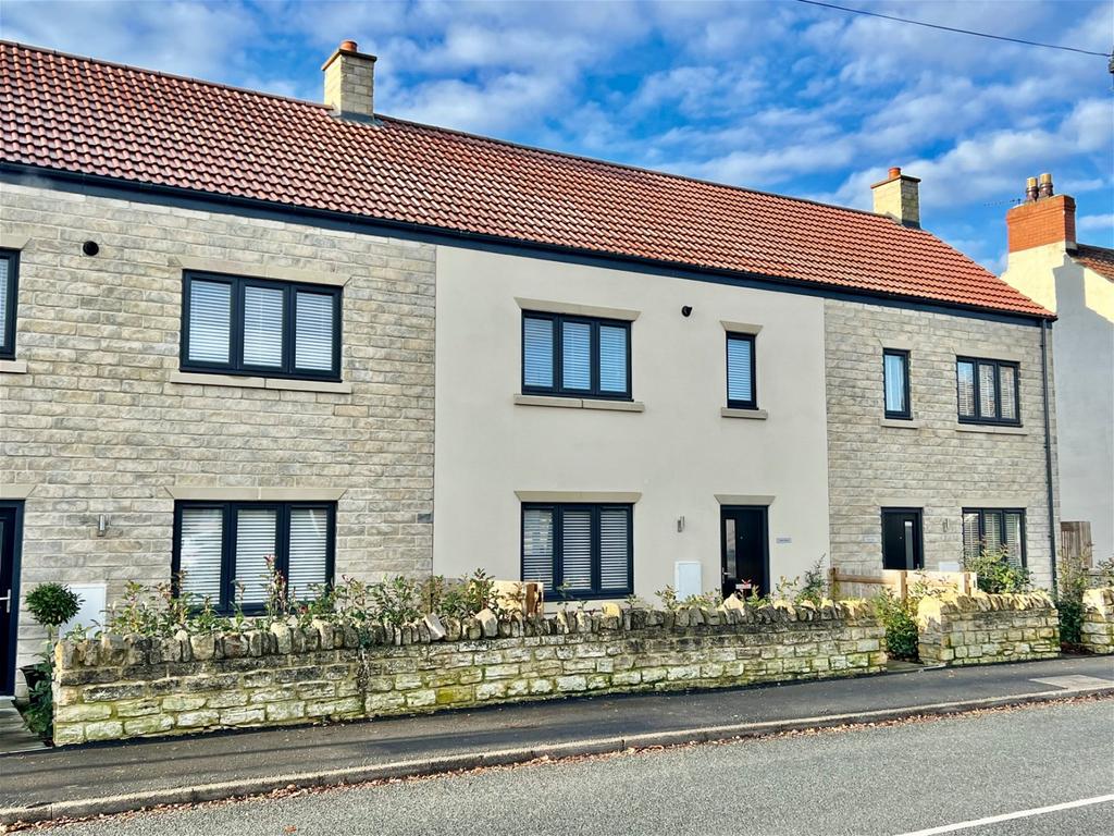 Wetherby, Deighton Road, LS22 3 bed townhouse for sale £375,000