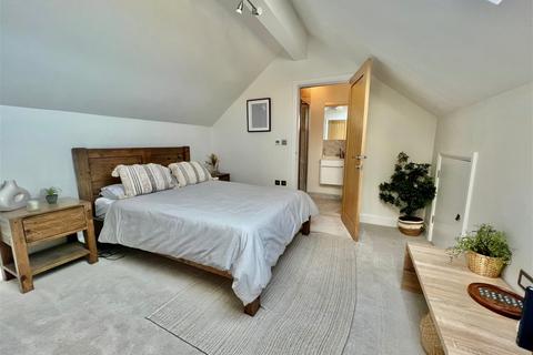 Yeadon House Deighton Road, Wetherby, LS22 7XL