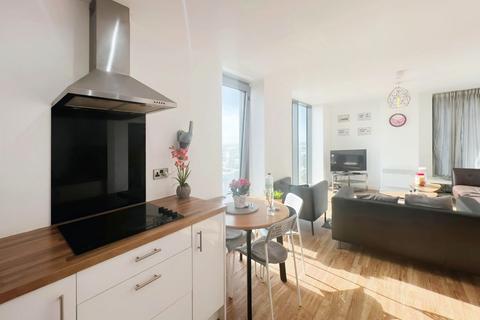 2 bedroom apartment for sale, Michigan Point Tower A, Michigan Avenue