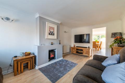 62 Biddenden Way, Istead Rise, Gravesend, DA13 9DF