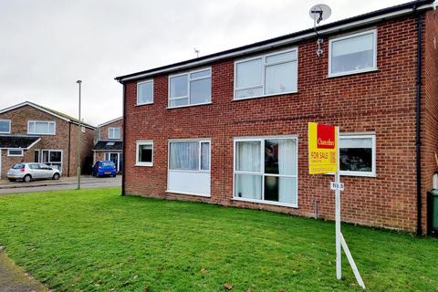6 Denbigh Road, Thame, OX9 3TL