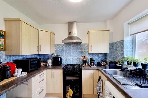 6 Denbigh Road, Thame, OX9 3TL