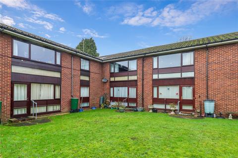 2 bedroom flat for sale, Adrian House, High Street, Abbots Langley, WD5