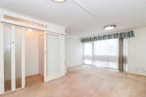 2 bedroom flat for sale - Adrian House, High Street, Abbots Langley, WD5
