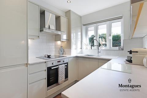9 Sunnyside Road, Epping, CM16 4JP