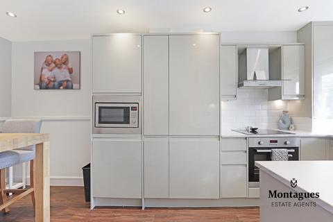 9 Sunnyside Road, Epping, CM16 4JP