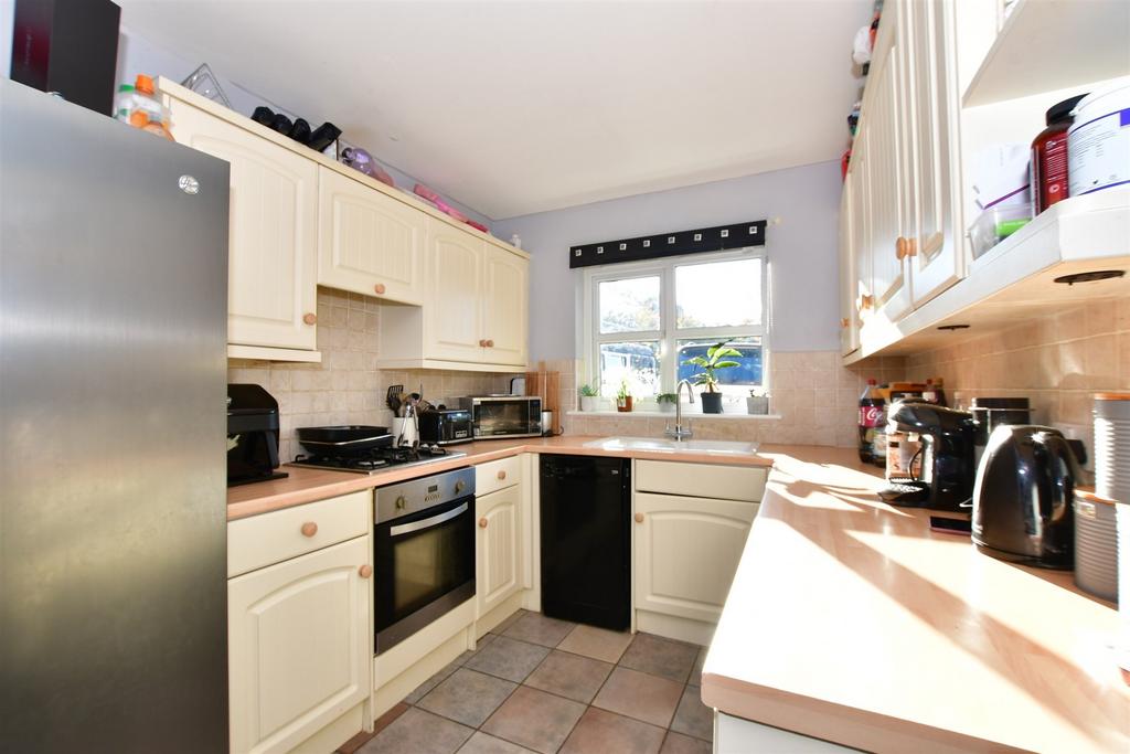 Kitchen/ Dining Room