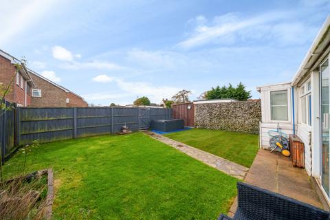 3 bedroom terraced bungalow for sale, Gainsborough Drive, Selsey, PO20