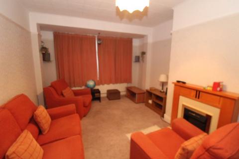 2 bedroom semi-detached house for sale - Ovington Grove, Fenham, Newcastle upon Tyne, Tyne and Wear, NE5 2QA