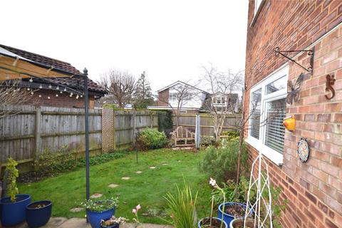 5 Bax Close, Cranleigh, GU6 7NB