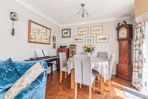 5 Bax Close, Cranleigh, GU6 7NB