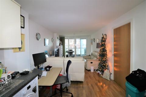 1 bedroom apartment for sale, Raphael House, Ilford IG1