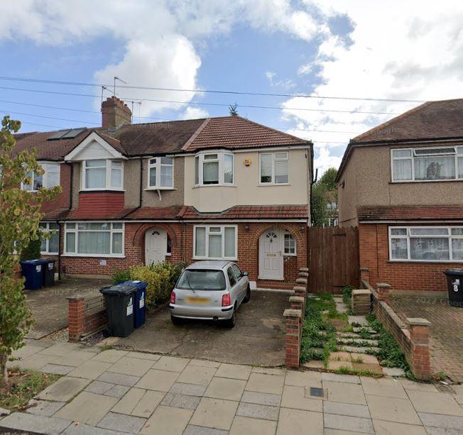 3 Bedroom End Terrace for Sale