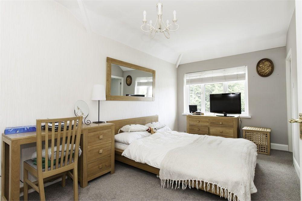 Torrington Road, Perivale, UB6 3 bed end of terrace house for sale £