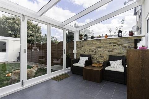 10a Torrington Road, Perivale, Greenford, UB6 7EW