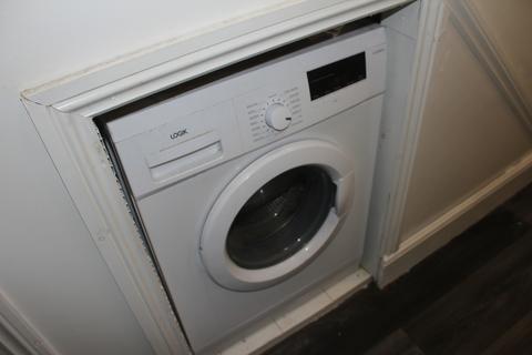 Studio to rent - Spencer Avenue, Earlsdon, Coventry, CV5