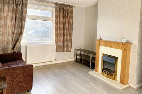 1 bedroom flat to rent, Dyson Street, Huddersfield HD5