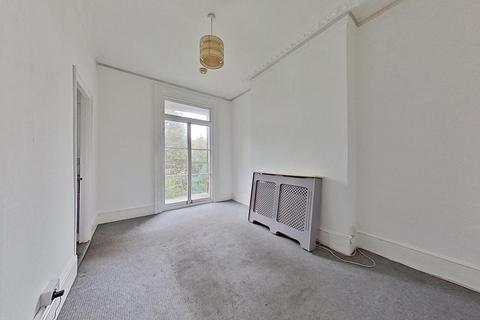 1 bedroom flat for sale, High Street, Herne Bay, CT6 5LJ