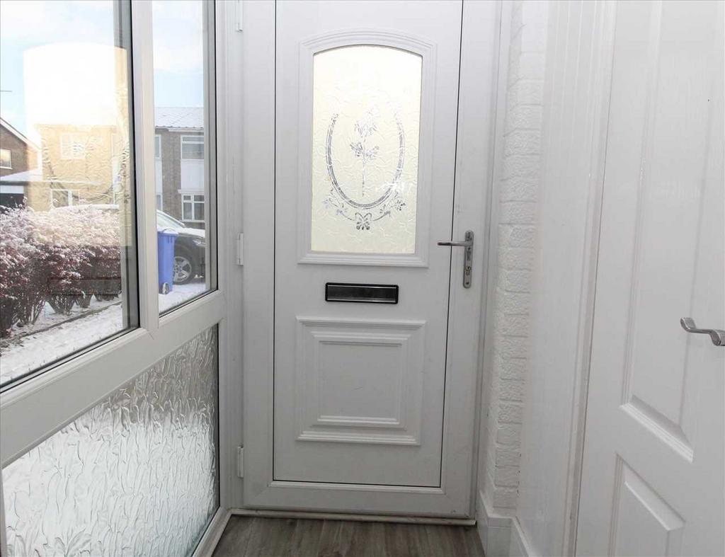 Kirton Way, Eastfield Dale, Cramlington 3 bed semidetached house for