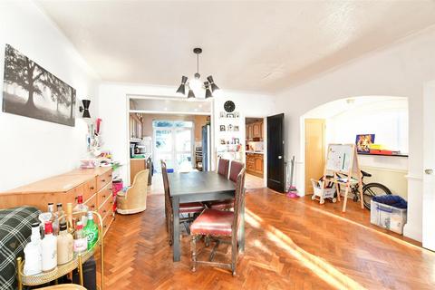 57 The Risings, London, E17 3PH