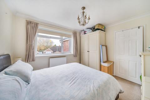 76 Copthall Way, New Haw, Addlestone, KT15 3TU